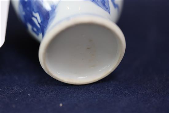 A Chinese blue and white baluster jar, Kangxi period, total H.11cm